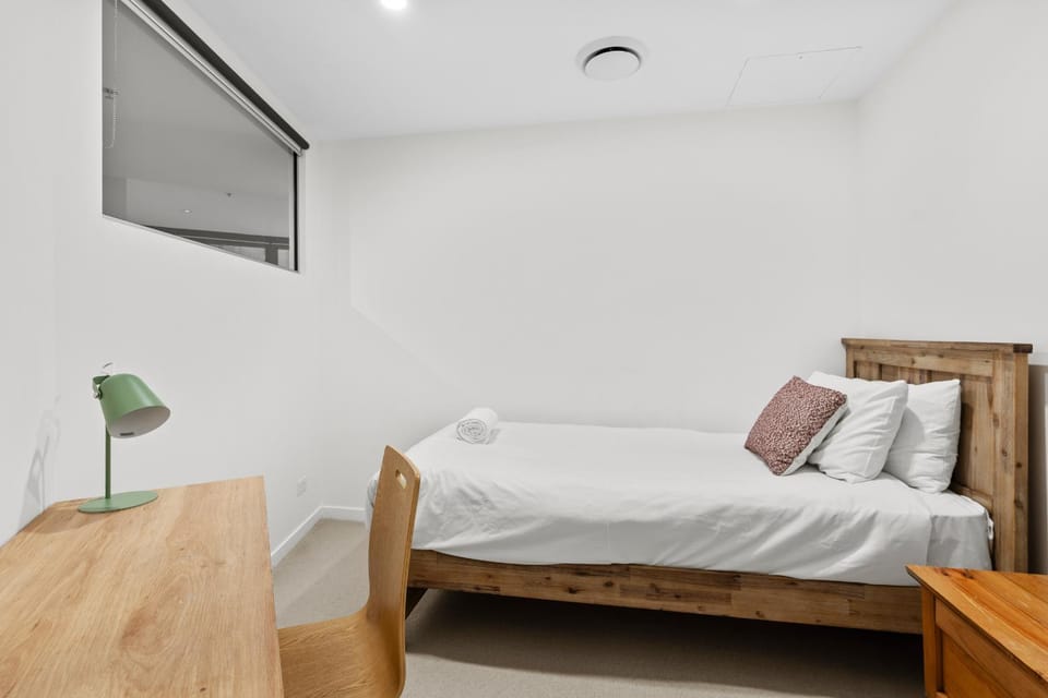 Stylish 2BR CBD Stay at Brisbane Skytower Apartment in Kangaroo Point