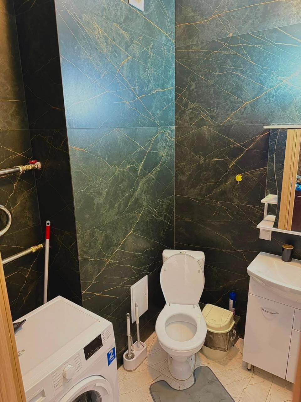Toilet, Bathroom