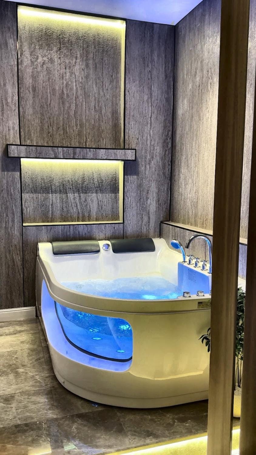 Hot Tub, Bathroom, Bath