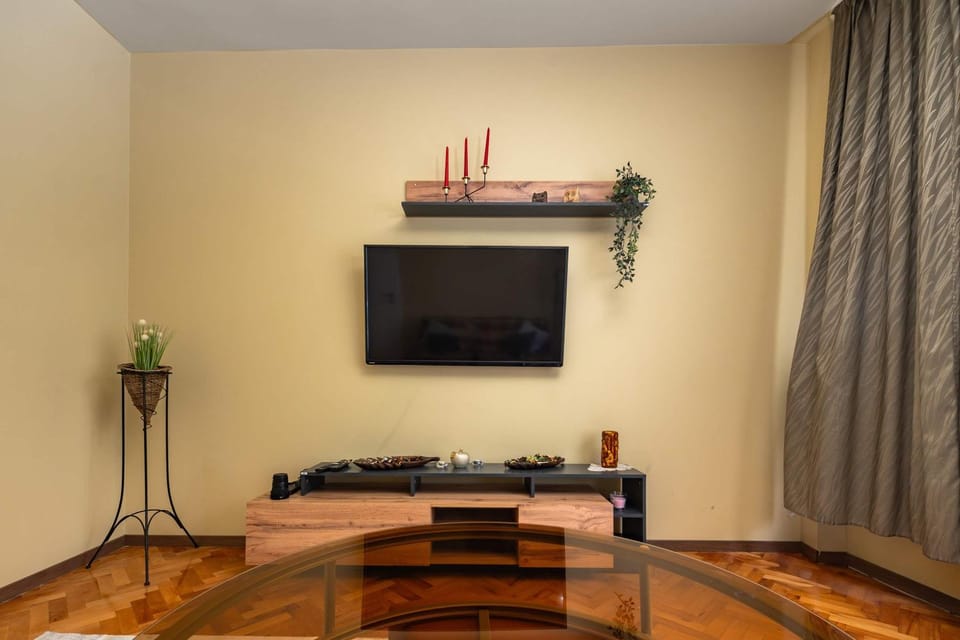 TV and multimedia, Living room