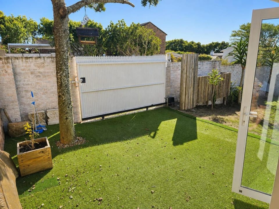Garden, Garden view