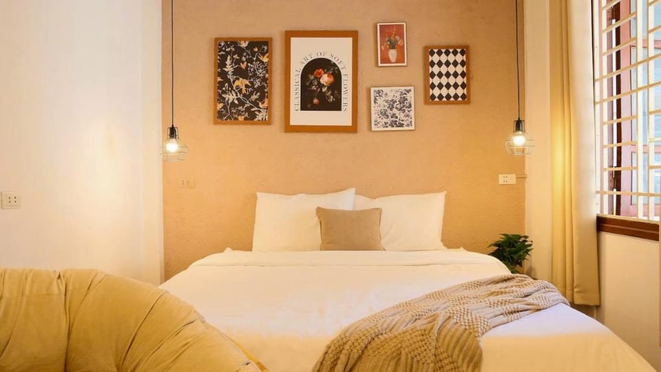 4BRs HanoiOldQuarter Rooftop Hideaway Apartment in Hanoi
