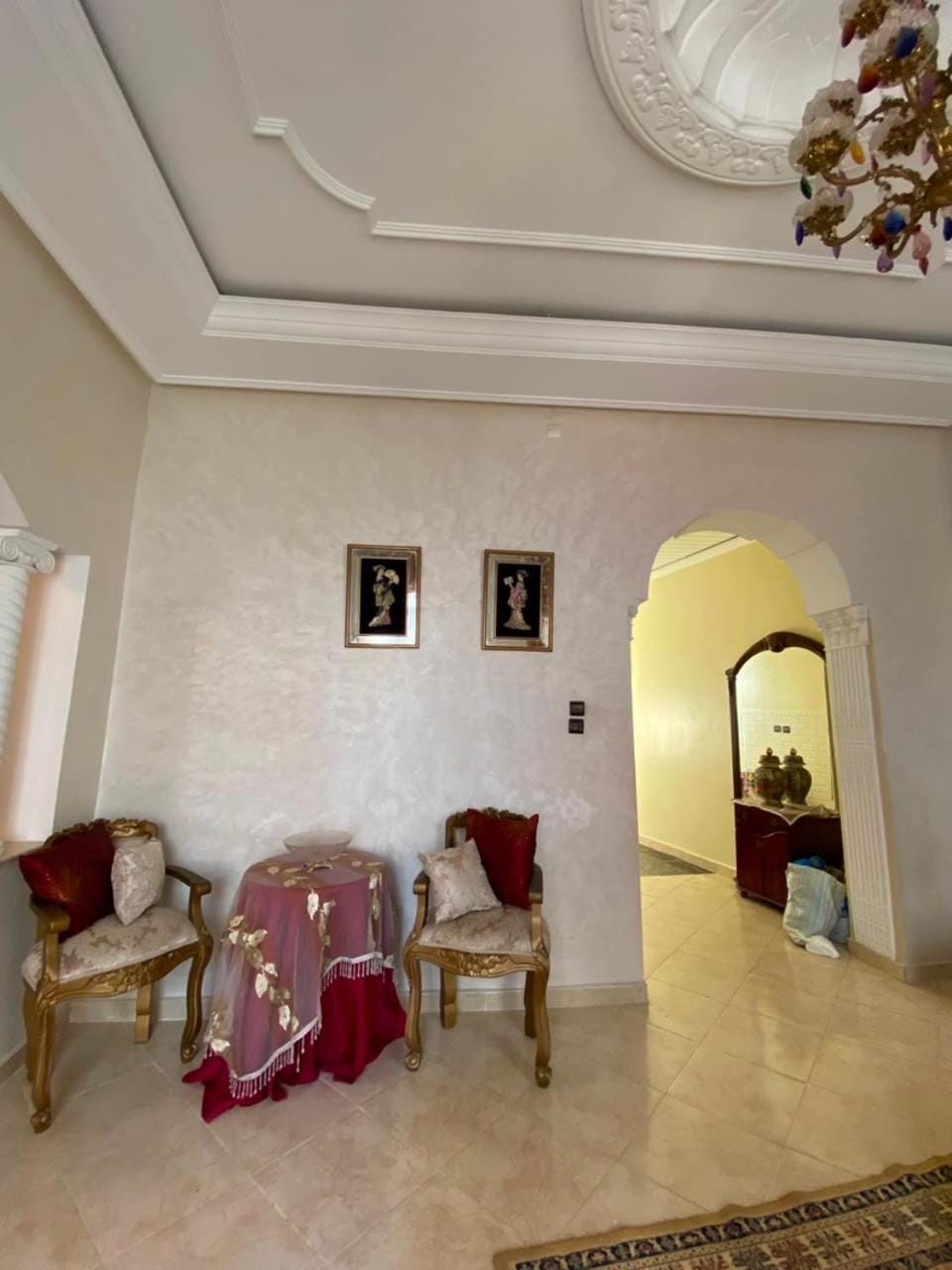 Seating area