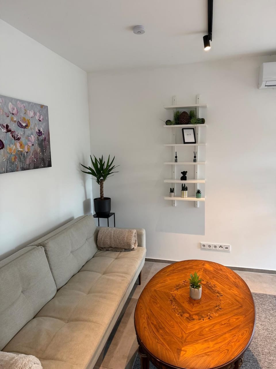 Very nice place to stay with a garden and terrace Apartment in Offenbach