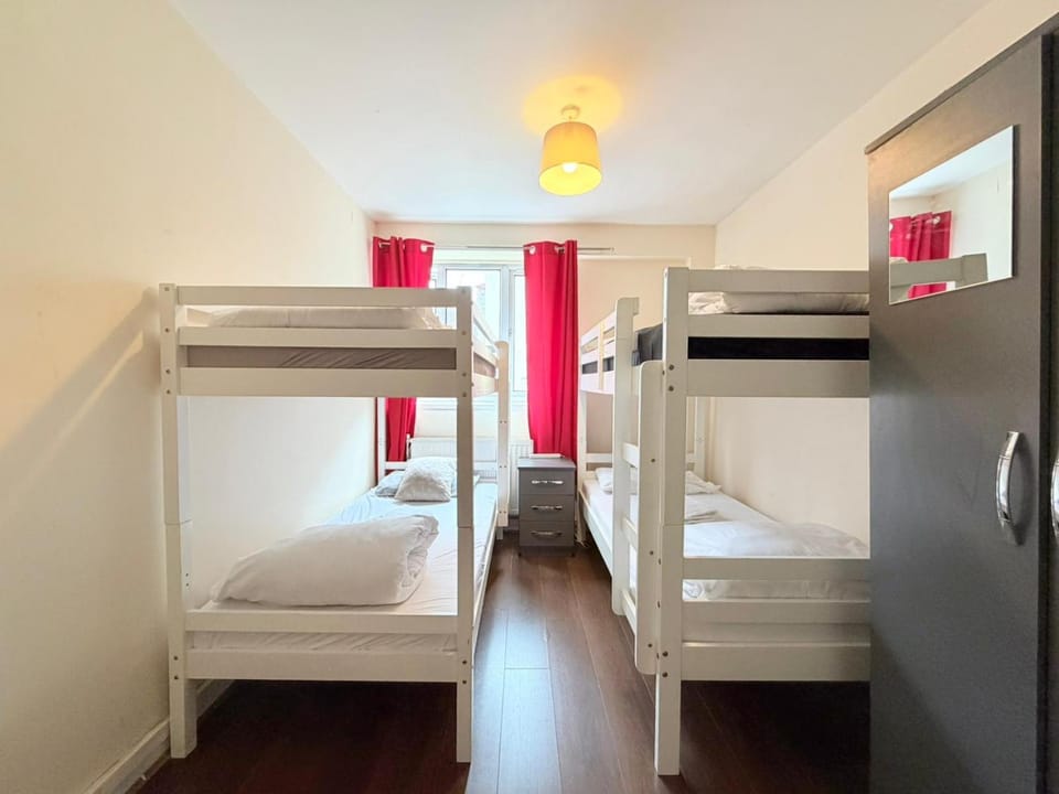 Edgware Flat Apartment in City of Westminster