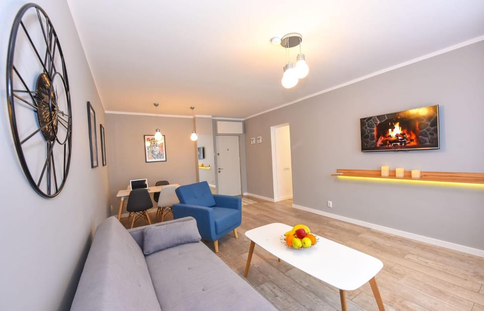 TV and multimedia, Seating area