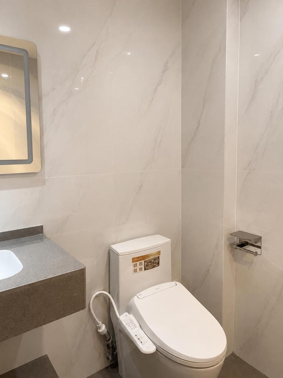 Toilet, Bathroom