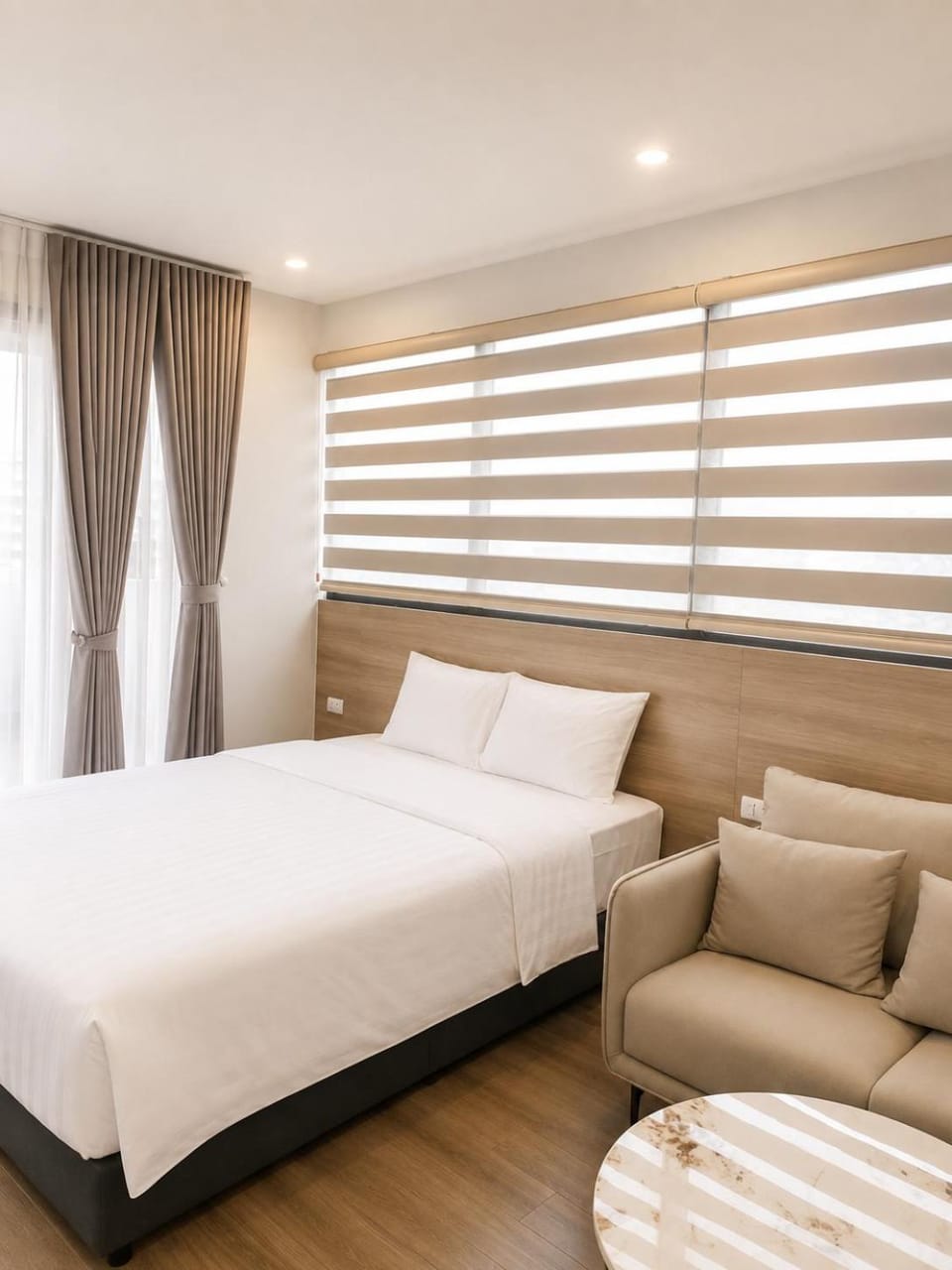 Bed, Living room, Photo of the whole room, Seating area, Bedroom