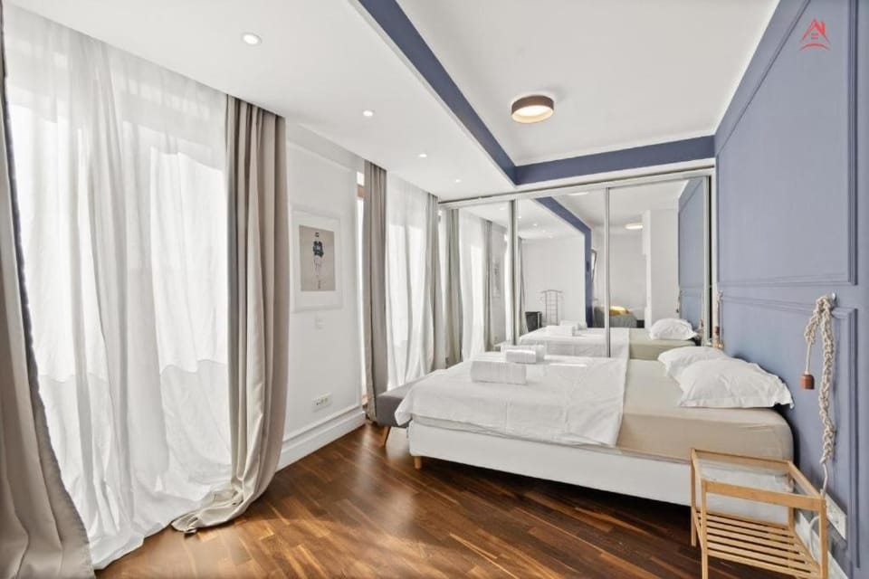 Studio Central with Terrace Apartment in Bucharest