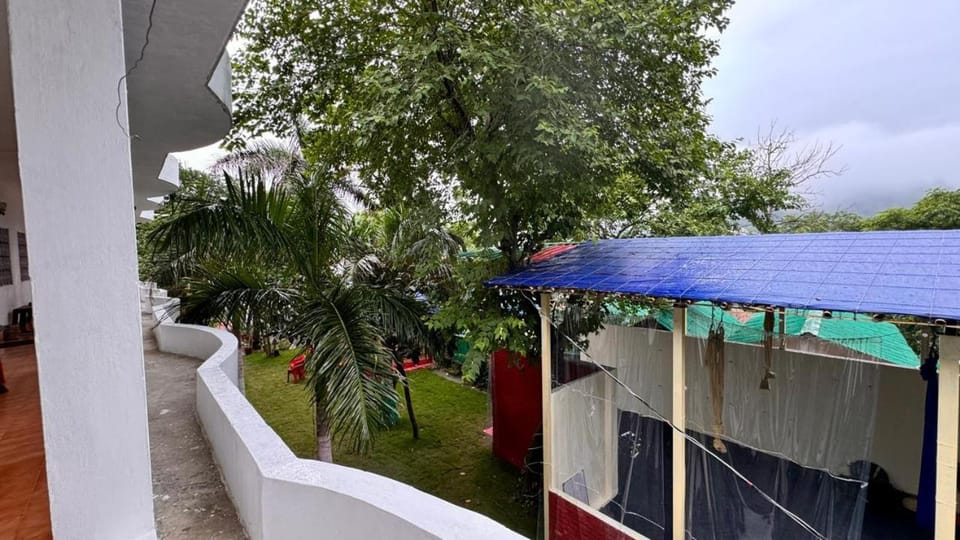 Property building, View (from property/room), Balcony/Terrace, Garden view
