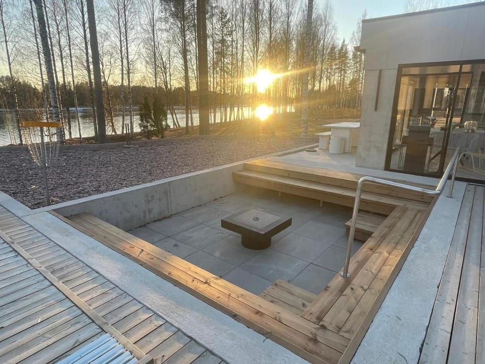 Stunning house with heated pool, jacuzzi and sauna Villa in Finland