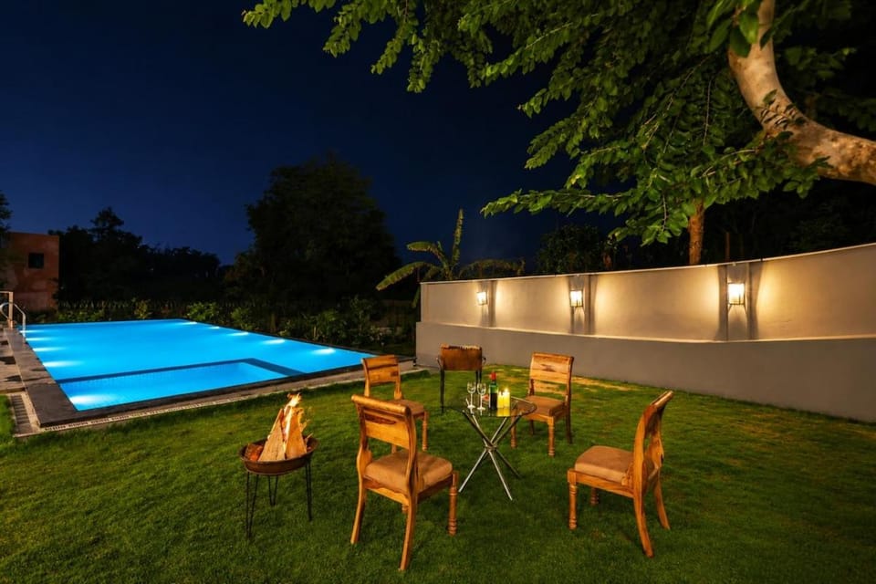 Night, Garden view, Pool view