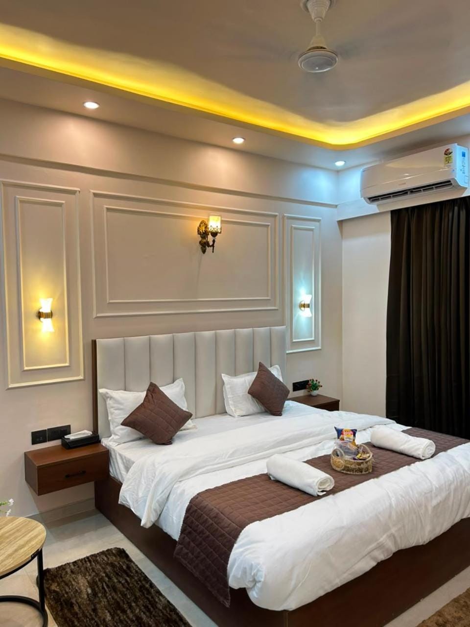 The Shadow Stayz Apartment in Lucknow