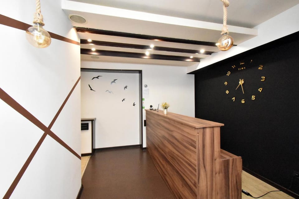 Lobby or reception, Seating area