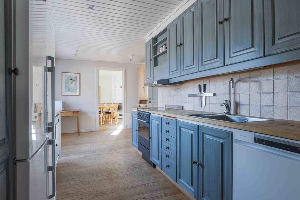 Central Spacious House for 12 with Sauna House in Sweden