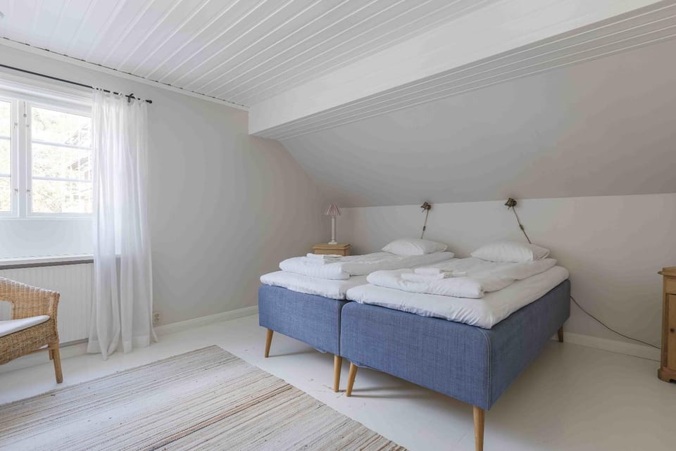 Central Spacious House for 12 with Sauna House in Sweden