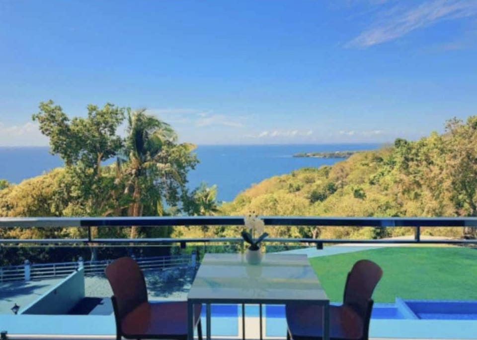 De Cairo's Mountain & Ocean View Resort Resort in Oslob