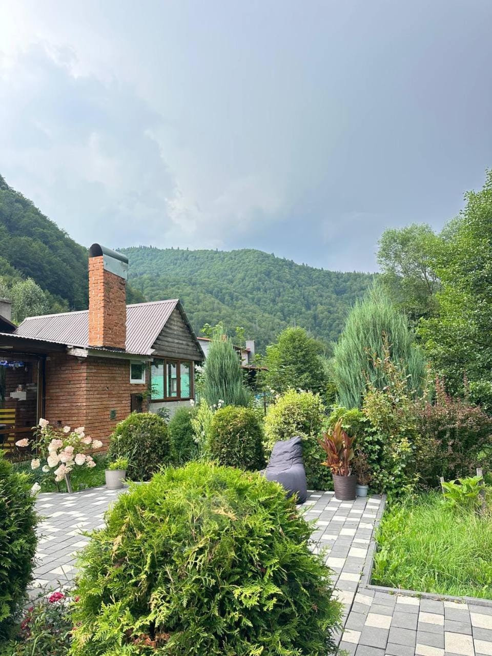 Property building, Swimming pool, Breakfast