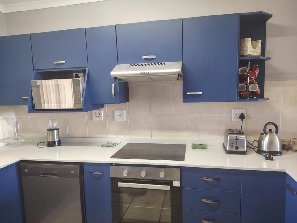 Whales Apartment in Western Cape