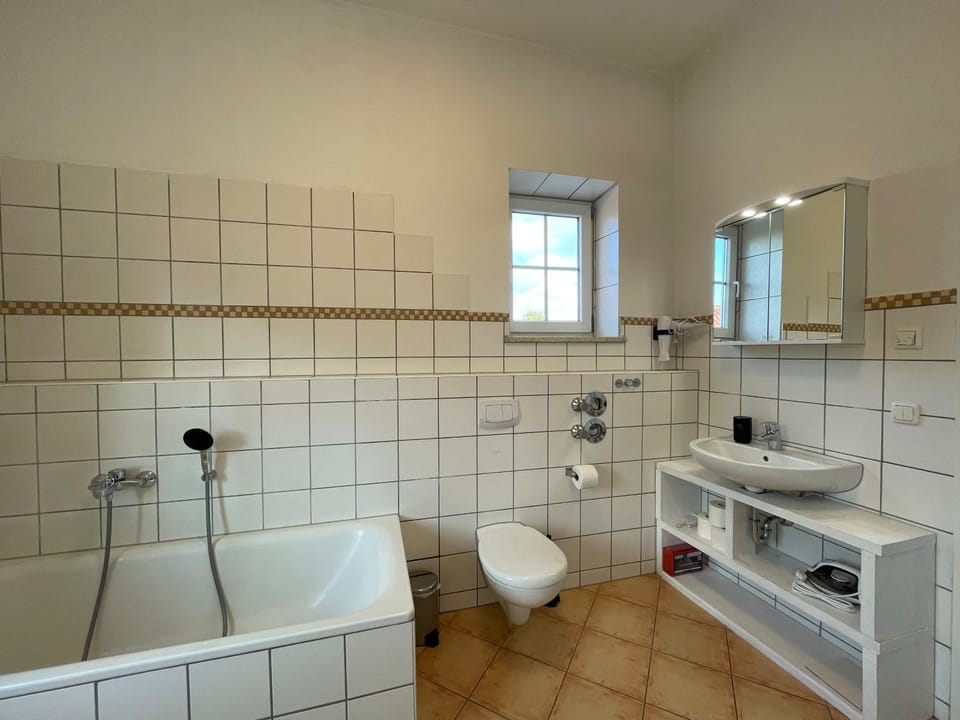 Toilet, Bathroom, Bath, towels