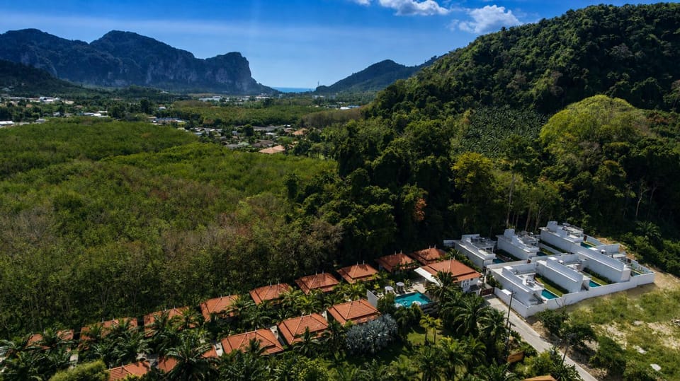 Property building, Bird's eye view