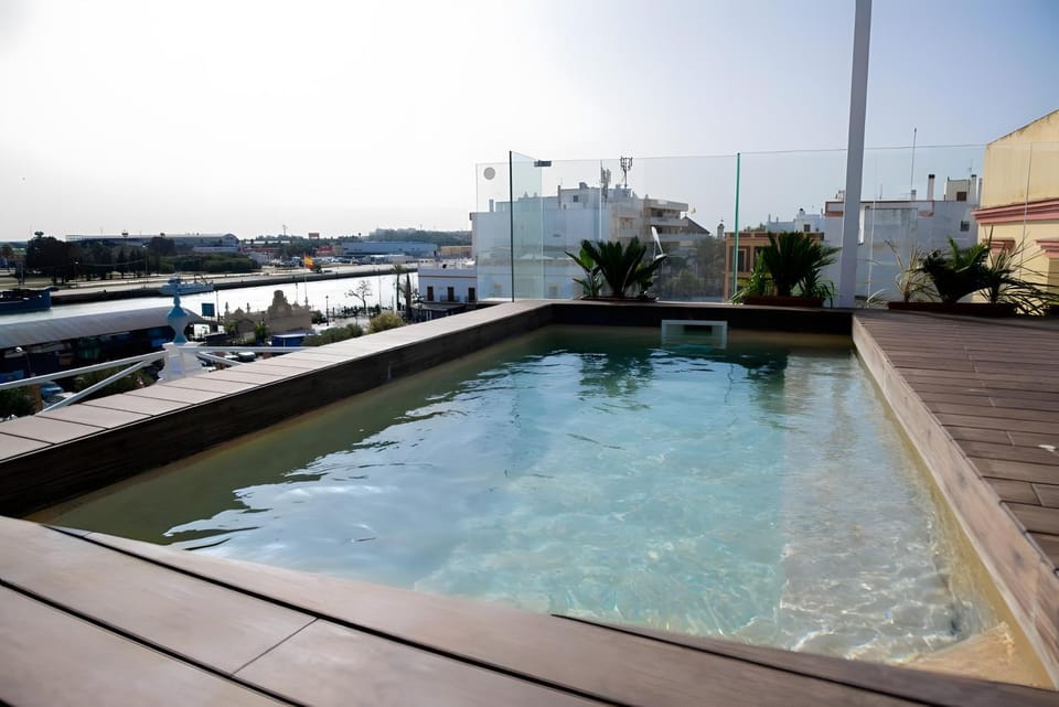 Property building, Swimming pool
