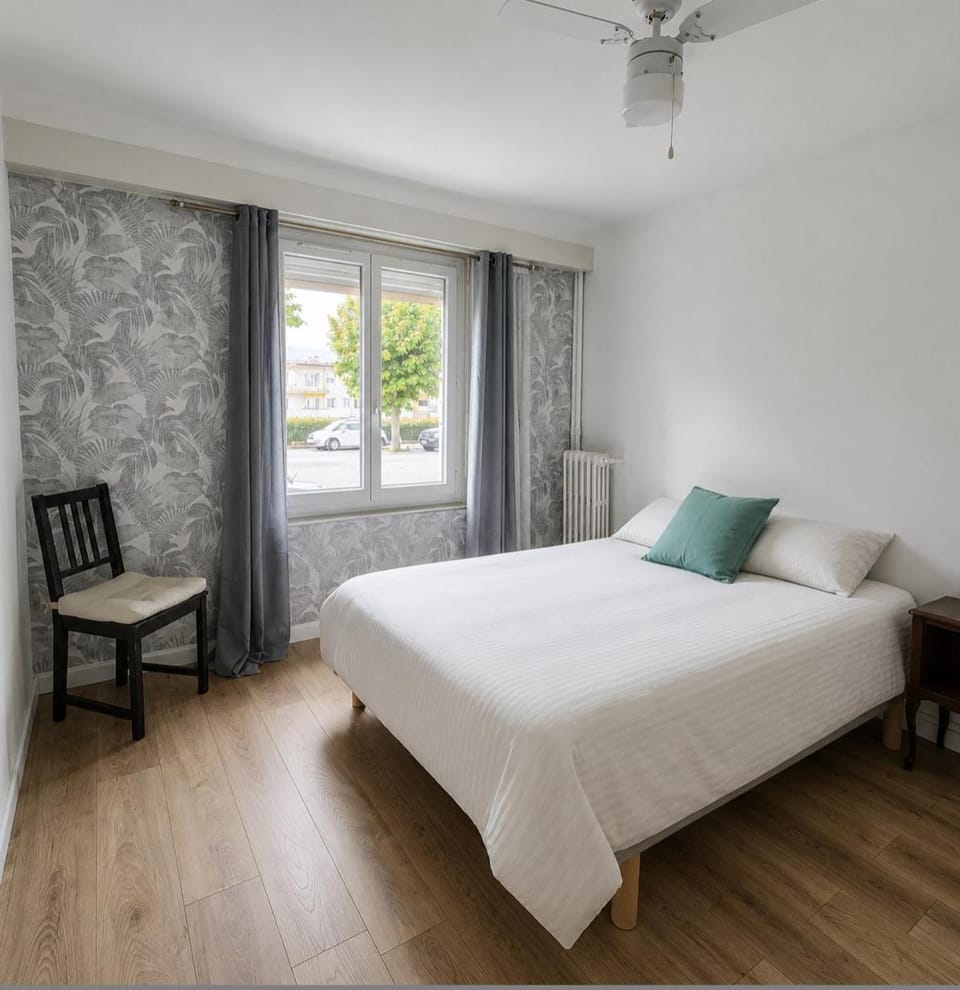 Charmant appartement au calme à proximité du Port, de la veille ville de Nice , de la Promenade des Anglais Apartment in Nice