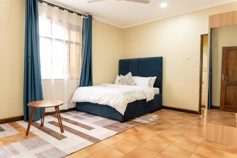 Safari House Mbezi Beach Africana Bed and Breakfast in City of Dar es Salaam