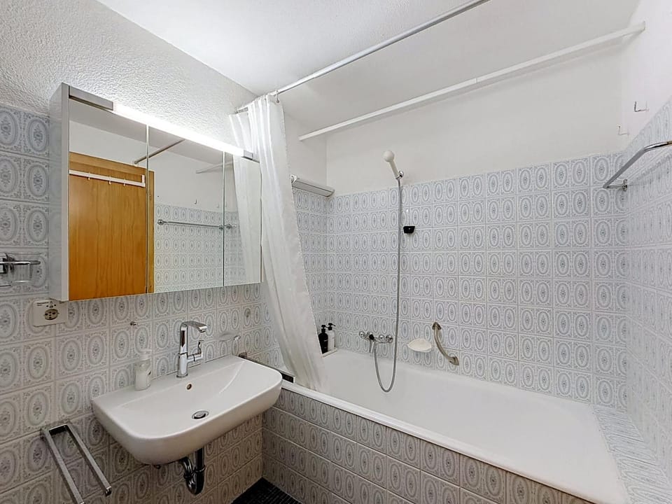 Arcade 605 charming studio with south facing balcony Apartment in Bagnes