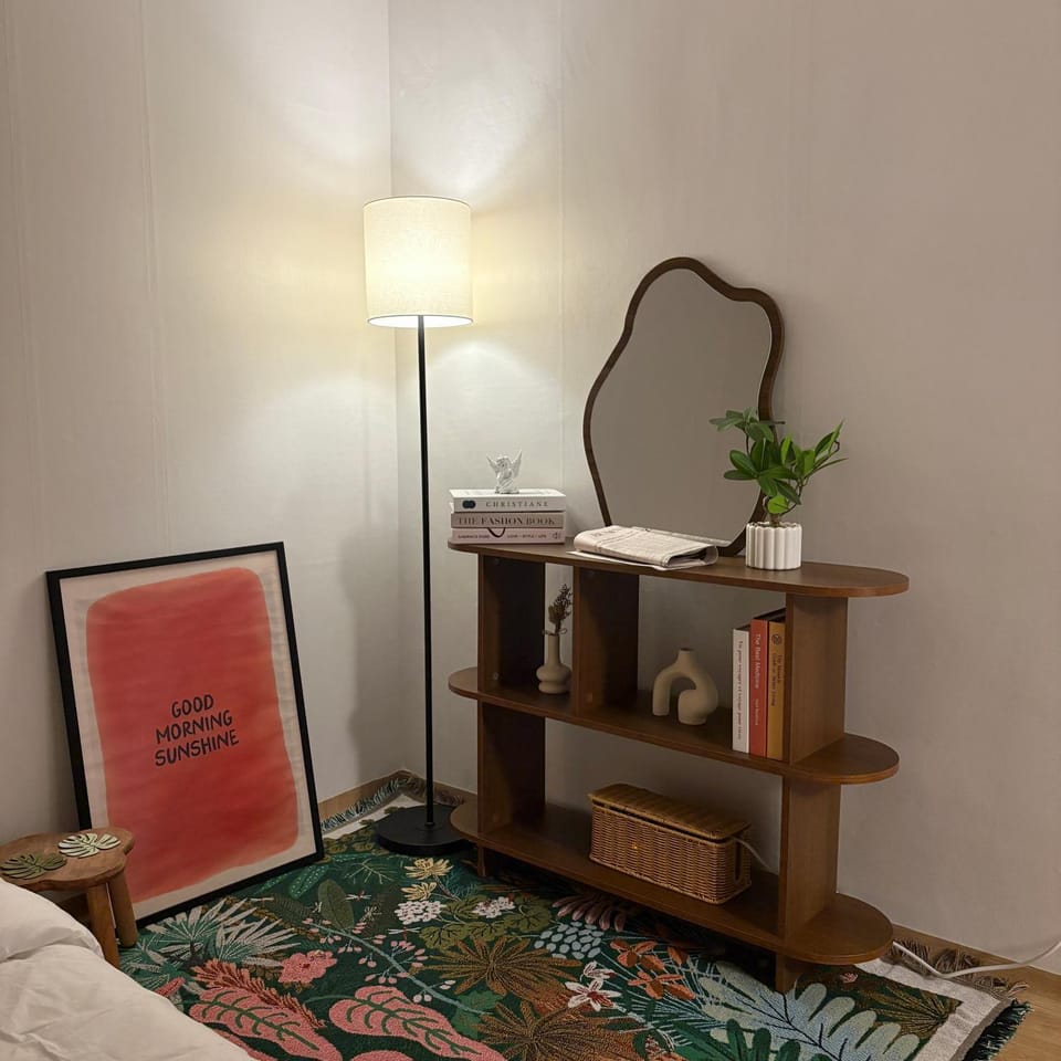 Bed, Photo of the whole room, Decorative detail, Bedroom