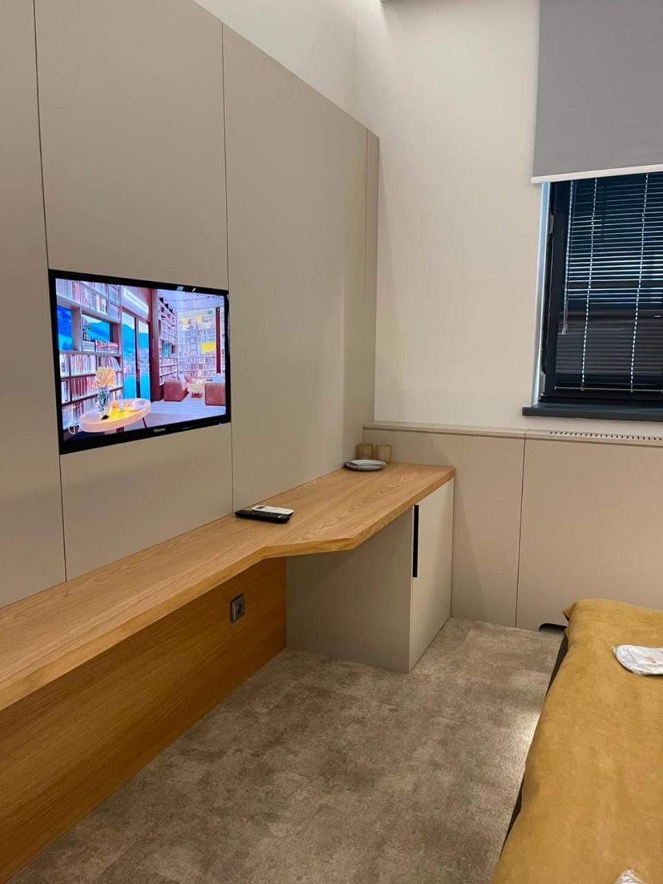 TV and multimedia, Evening entertainment