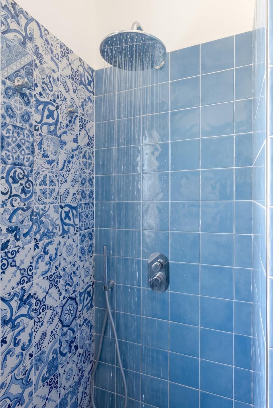 Rapallo Private Terrace AC WiFi Parking Apartment in Rapallo