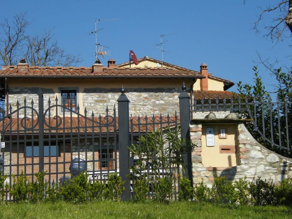 Casale Strettoio Apartment in Rignano sull Arno