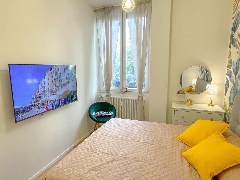 TV and multimedia, Bedroom