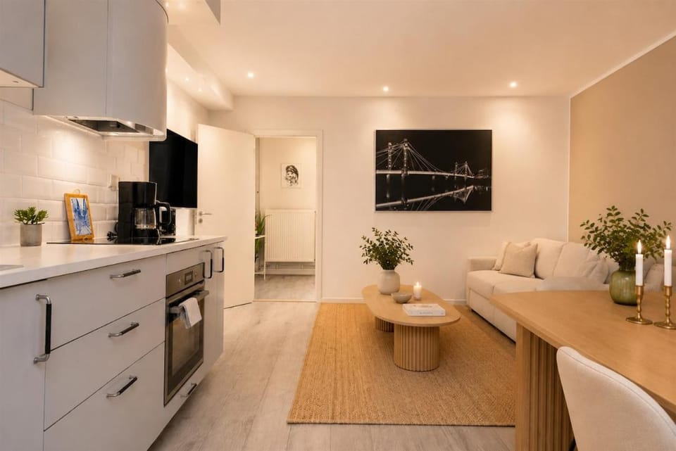 Elegant 2-bedroom apartment in Stockholm City Apartment in Stockholm
