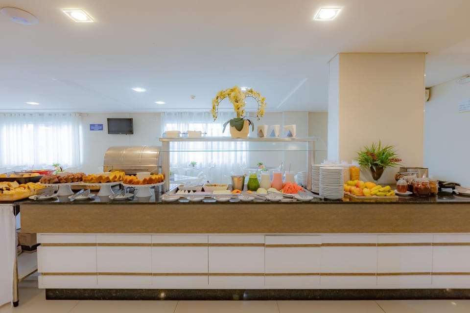 Breakfast, Buffet breakfast