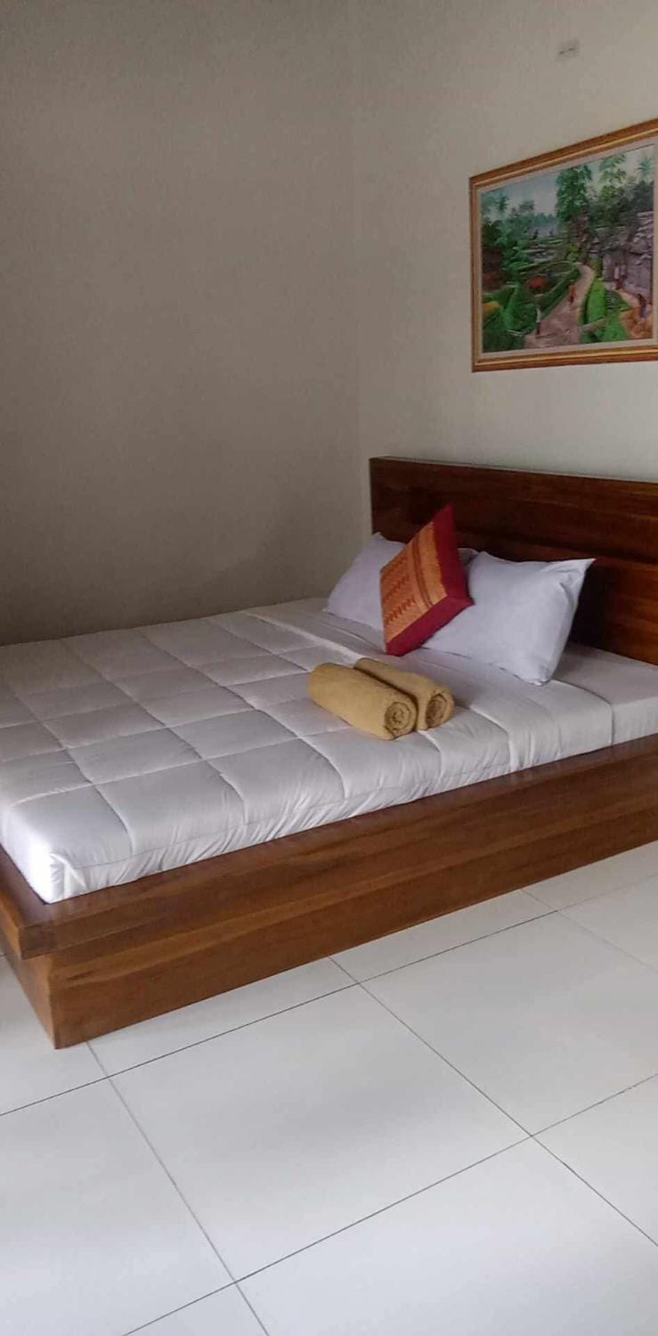 Sandy House Bed and Breakfast in Abiansemal
