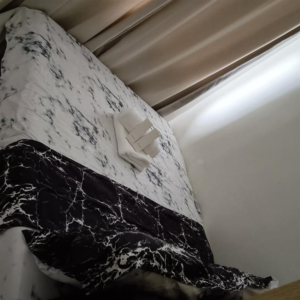 Near NAIA airport and MOA MALL Apartment hotel in Pasay