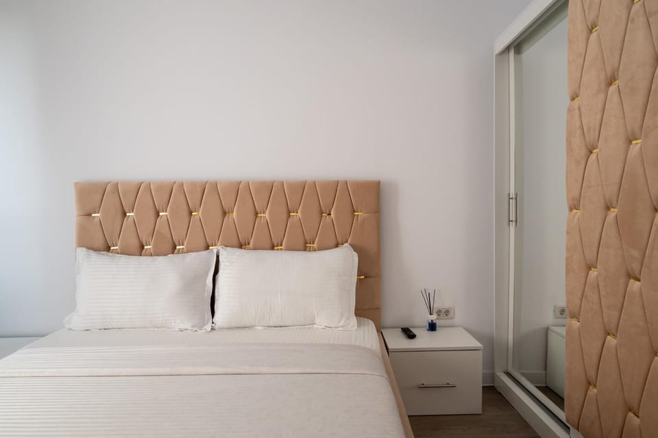 Bed, Bedroom, wardrobe