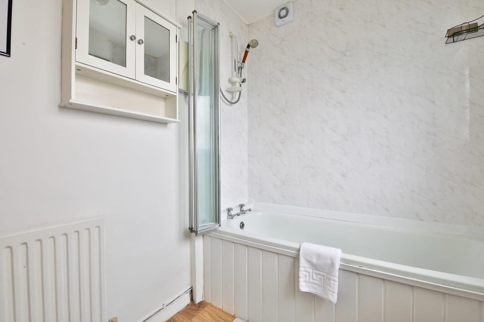 Shower, Bathroom, Bath
