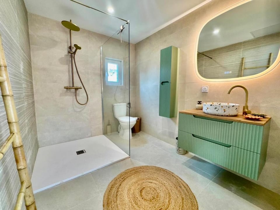 Sseamlocation Chalet in Gruissan