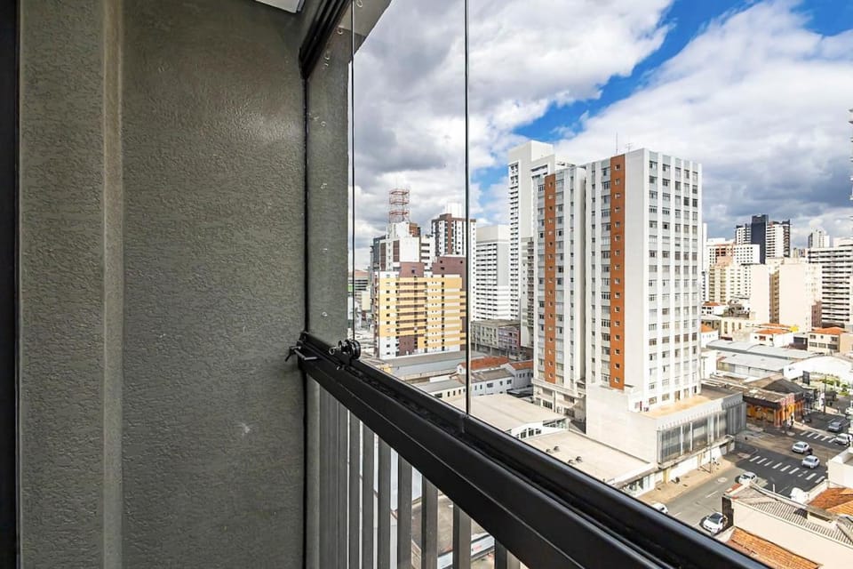 Apartamento completo no Centro de Curitiba Apartment in Curitiba