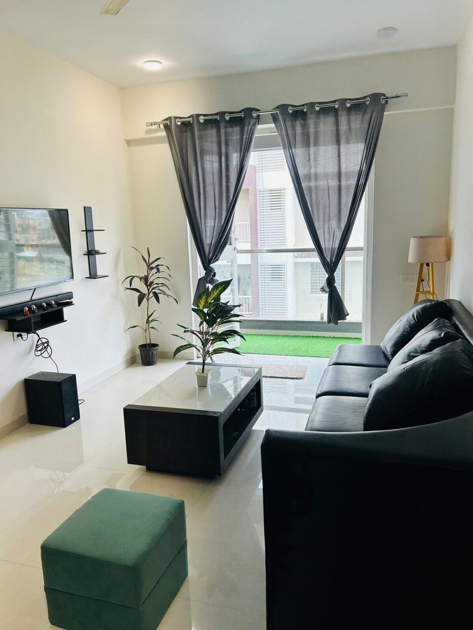 Monaco Stays Luxury & Comfort Apartment in Maharashtra