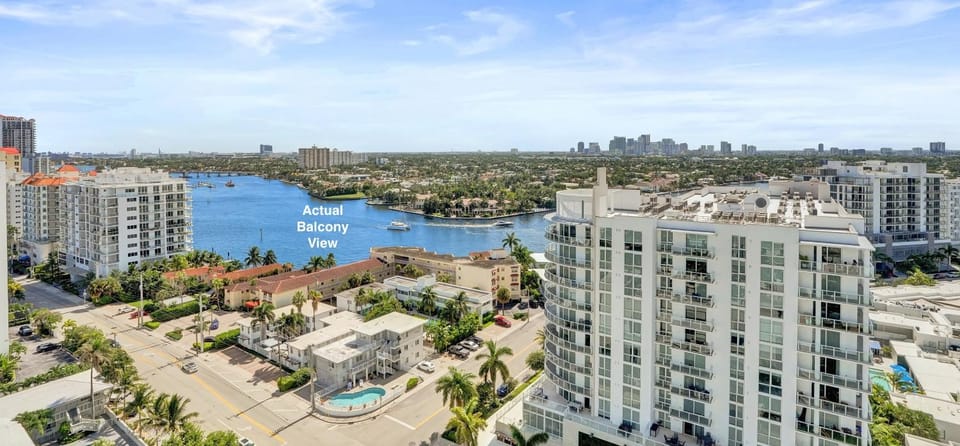 W Resort Largest Corner 1,737 SF 270 Views Apartment in Fort Lauderdale