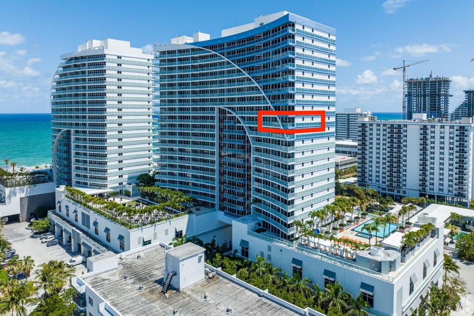 W Resort Largest Corner 1,737 SF 270 Views Apartment in Fort Lauderdale