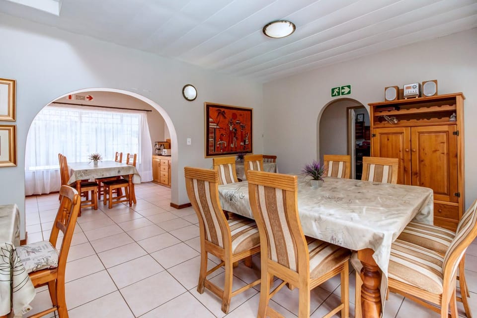 Dalberry Guest House Bed and Breakfast in Sandton