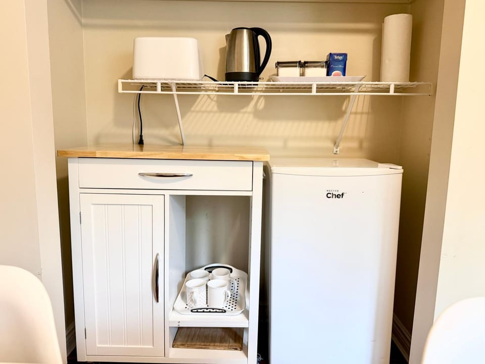 2-bedroom basement in Bedford Apartment in Nova Scotia