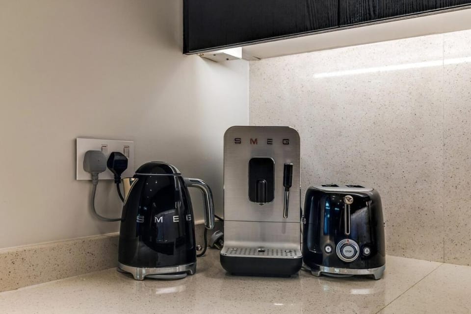Coffee/tea facilities, Kitchen or kitchenette, toaster