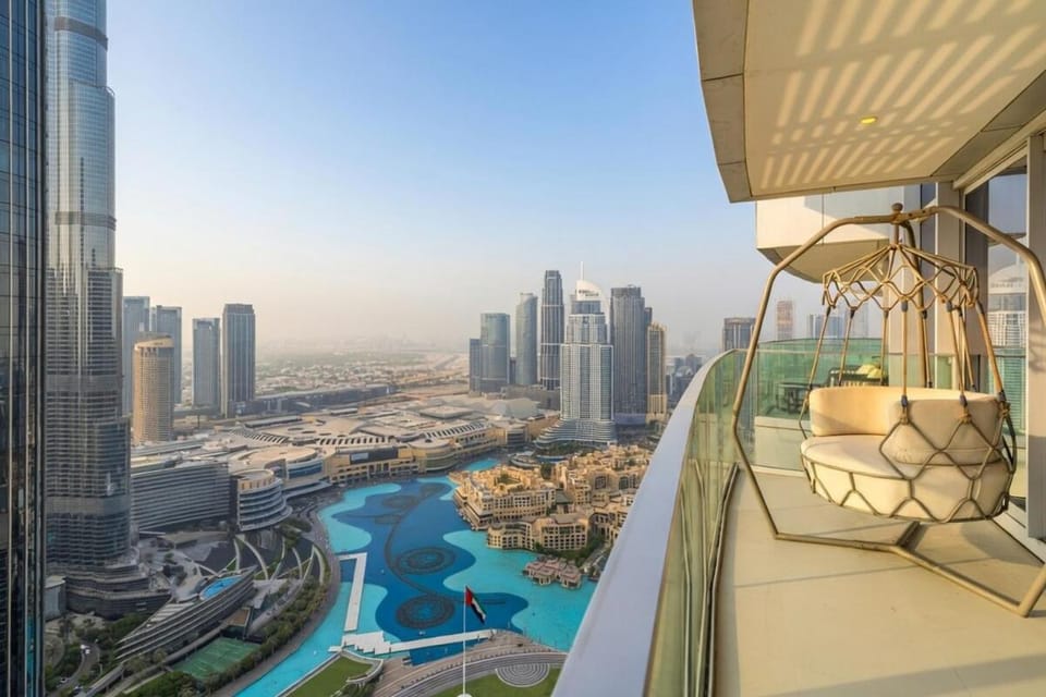 Nearby landmark, Natural landscape, View (from property/room), Balcony/Terrace, City view