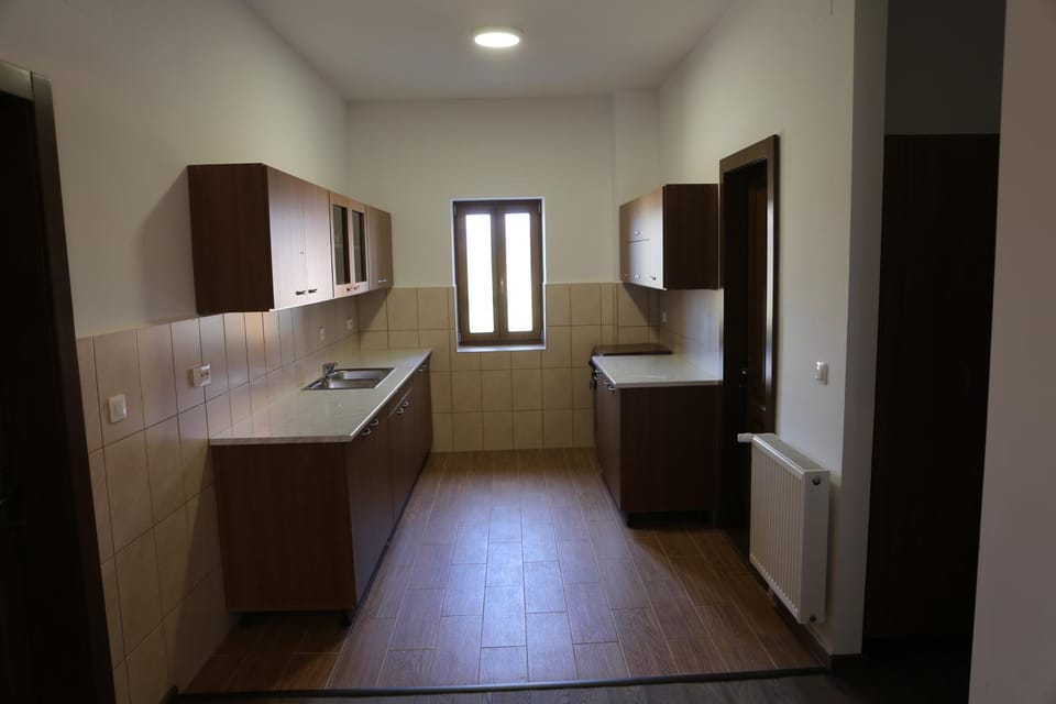 Coffee/tea facilities, Area and facilities